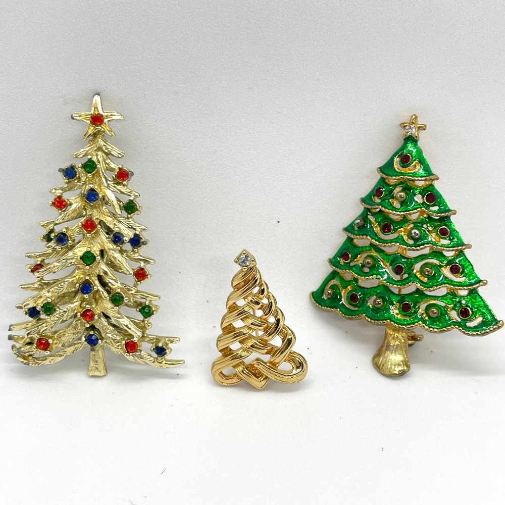 Lot of 3 vintage holiday Christmas tree pins brooches gold tone rhinestones